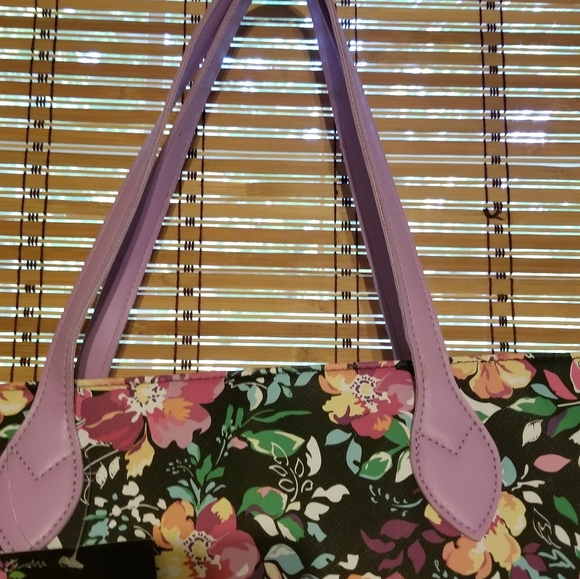 SIMPLY SPRING TOTE - Picture 7 of 9